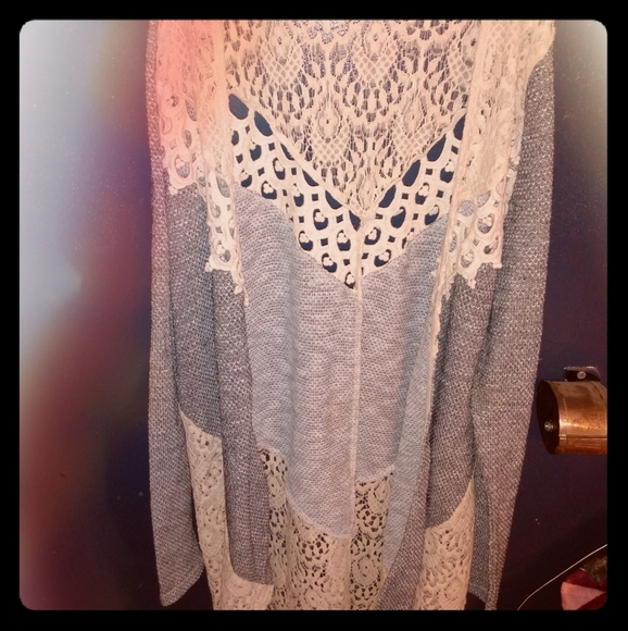 Cardigan - Picture 1 of 4